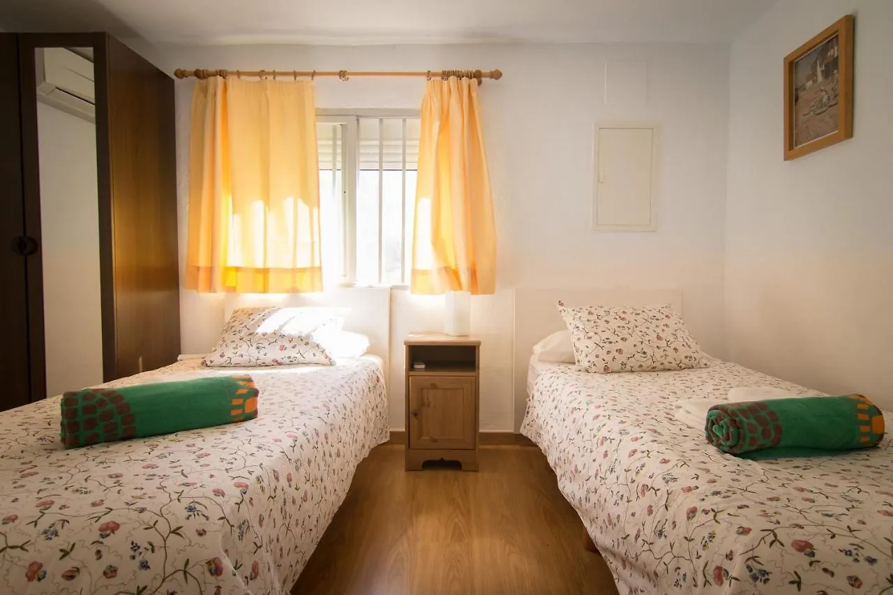 Holidays2Fuengirola Villa Mercedes In Center Fuengirola And 2Nd Line Beach Spain