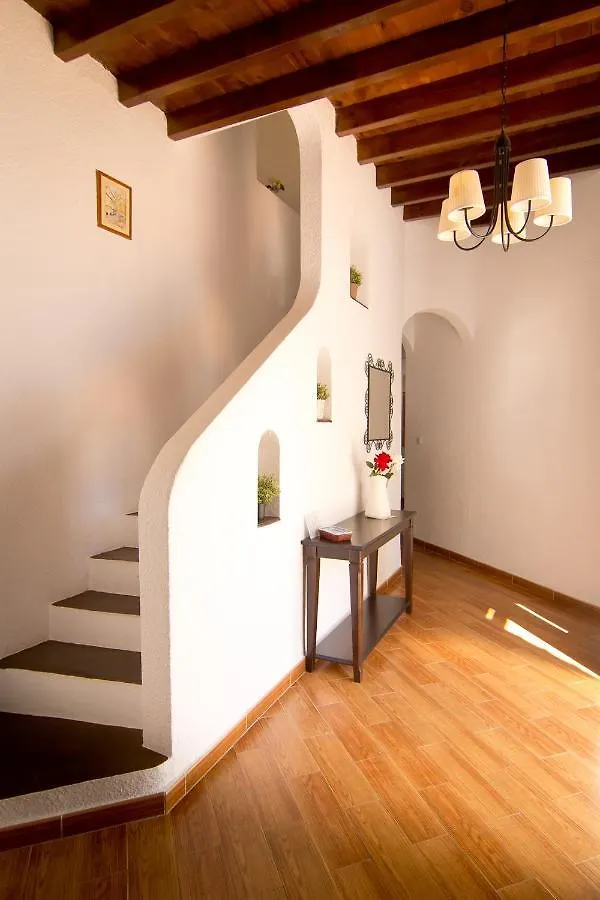 Holidays2Fuengirola Villa Mercedes In Center Fuengirola And 2Nd Line Beach